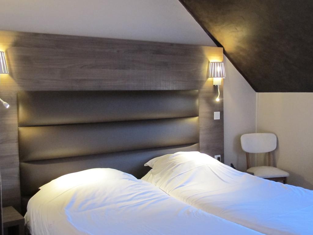 Hotel Logis Deshors-Foujanet Chamboulive Exteriér fotografie
