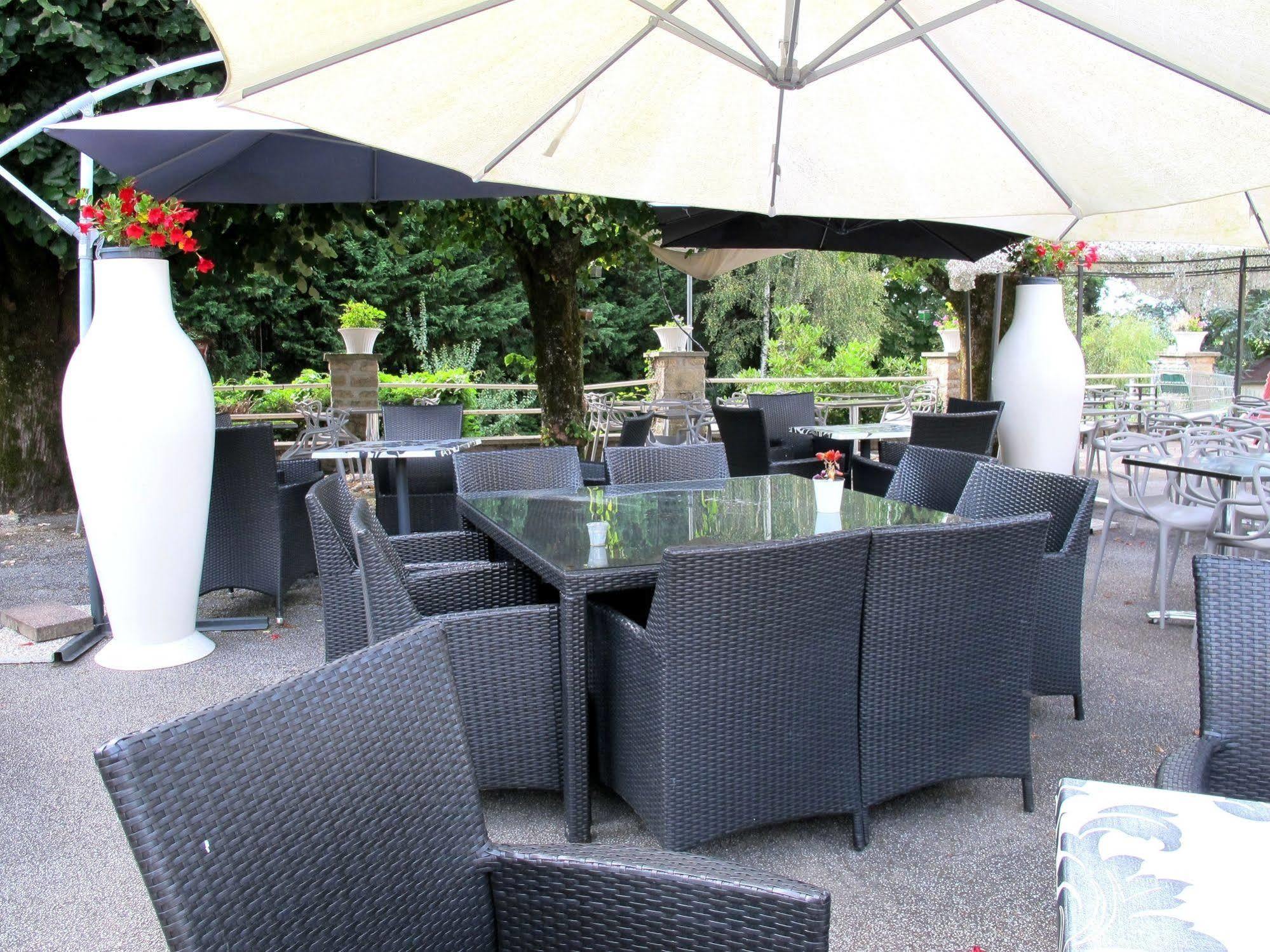 Hotel Logis Deshors-Foujanet Chamboulive Exteriér fotografie